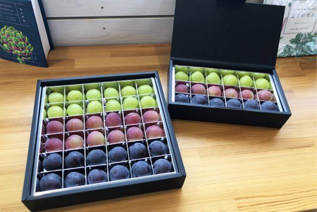 高級感を演出する!贈答用果物にふさわしい包装資材の選び方
