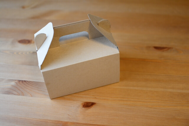 世界にひとつのデザインを！オリジナルお菓子パッケージを形にするステップ